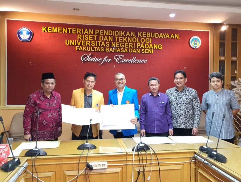 Pimpinan FBS UNP dan Pimpinan Prodi Magister Universitas Tadulako Implementasikan Kerja Sama
