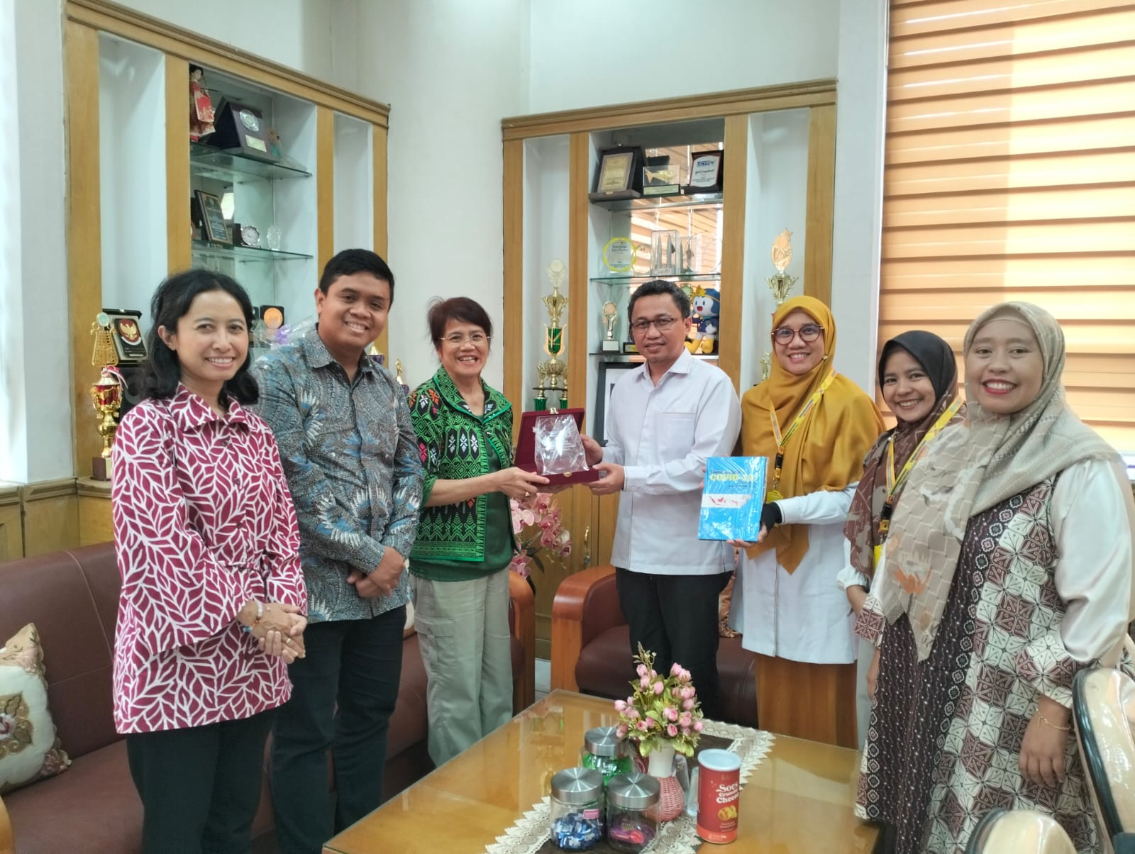 Three Officials from the Indonesian Cabinet Secretariat Working Unit Coordinating Cooperation with FBS UNP